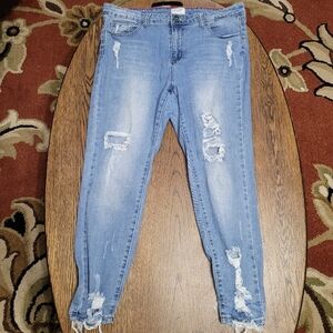 GOGO Jeans USA Distressed Cropped Ankle Medium Wash Hi-Rise Jeans Size Junior 15